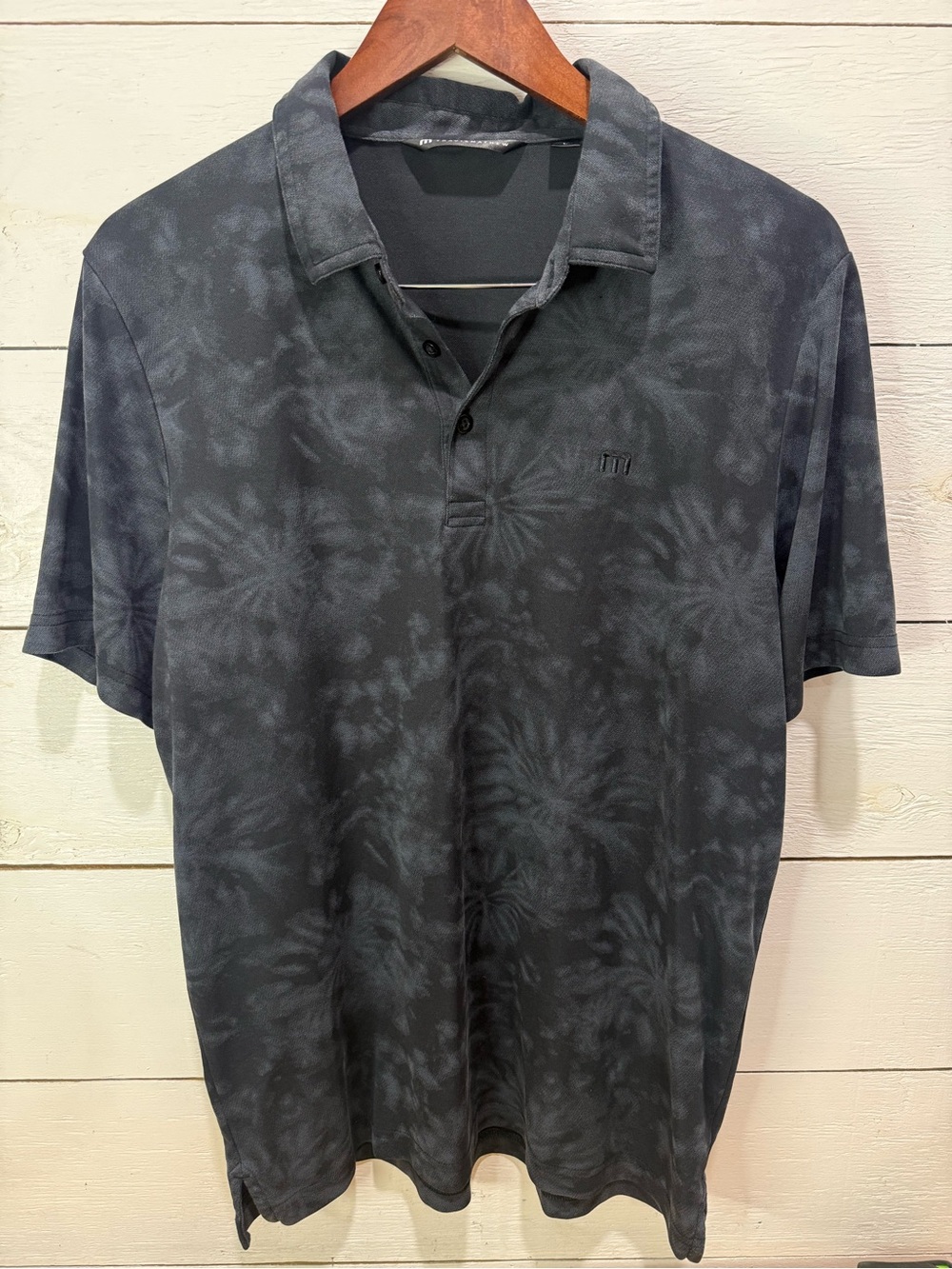 TravisMathew Brilliant Waters men's polo L Tie Dye